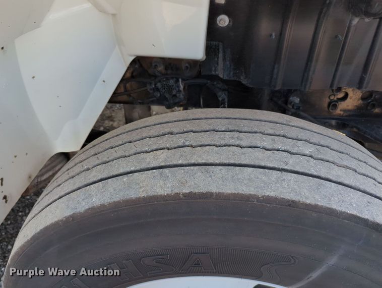 image for item KW9039 2016 International 4400  semi truck