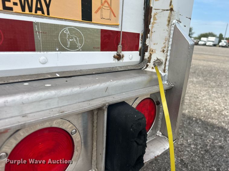 image for item LV9084 2014 Great Dane CSE-1314-22053  dry van trailer