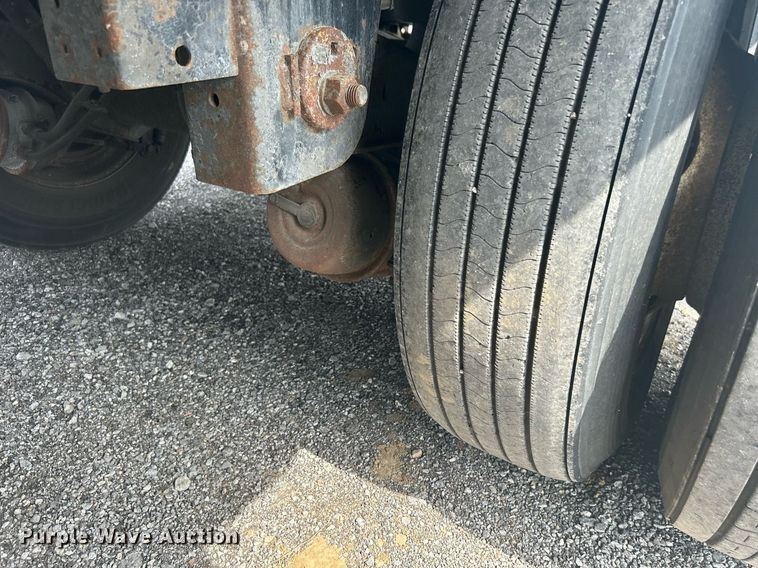 image for item LV9084 2014 Great Dane CSE-1314-22053  dry van trailer