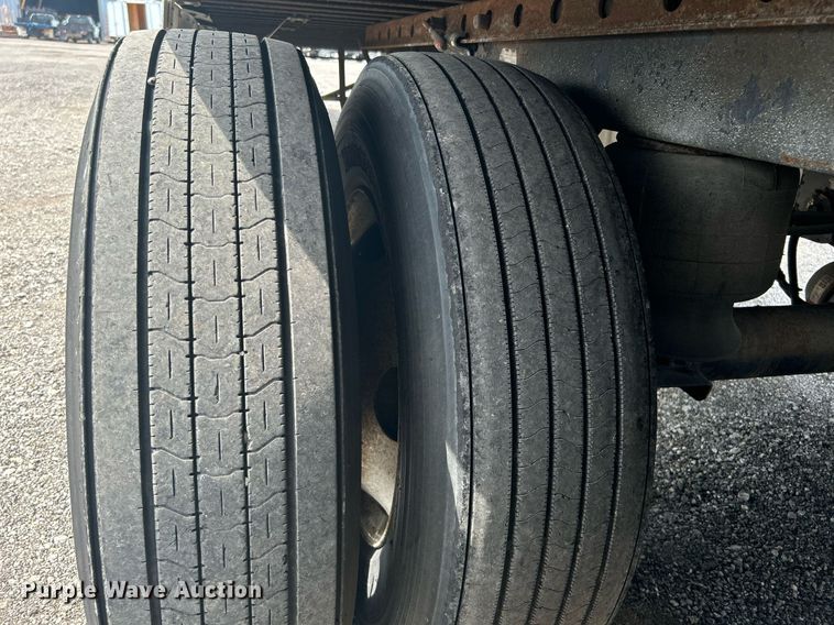 image for item LV9084 2014 Great Dane CSE-1314-22053  dry van trailer