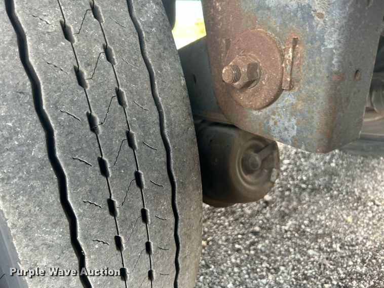 image for item LV9084 2014 Great Dane CSE-1314-22053  dry van trailer