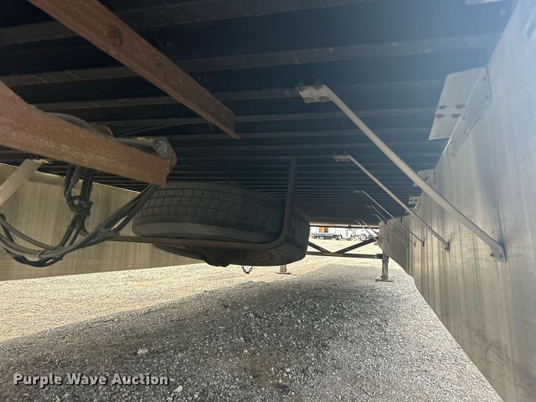 image for item LV9084 2014 Great Dane CSE-1314-22053  dry van trailer