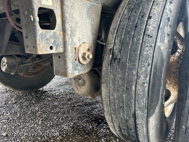 image for item LV9089 2014 Great Dane CSE-1214-22053  dry van trailer