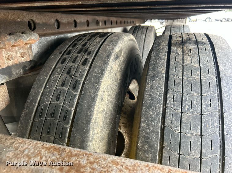 image for item LV9089 2014 Great Dane CSE-1214-22053  dry van trailer