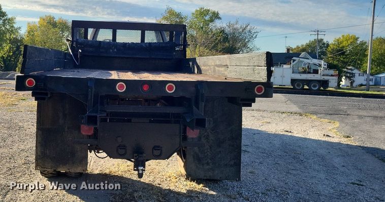 image for item MI9792 1990 Chevrolet Kodiak  dump flatbed truck