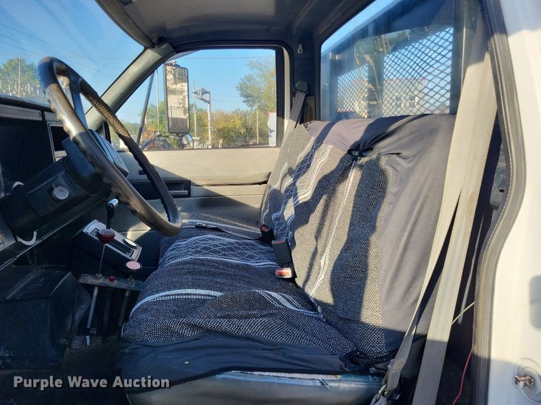 image for item MI9792 1990 Chevrolet Kodiak  dump flatbed truck