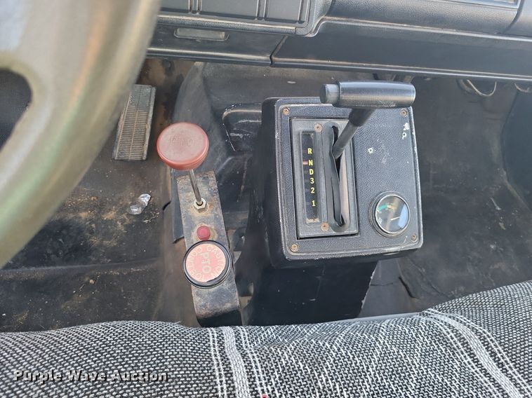 image for item MI9792 1990 Chevrolet Kodiak  dump flatbed truck