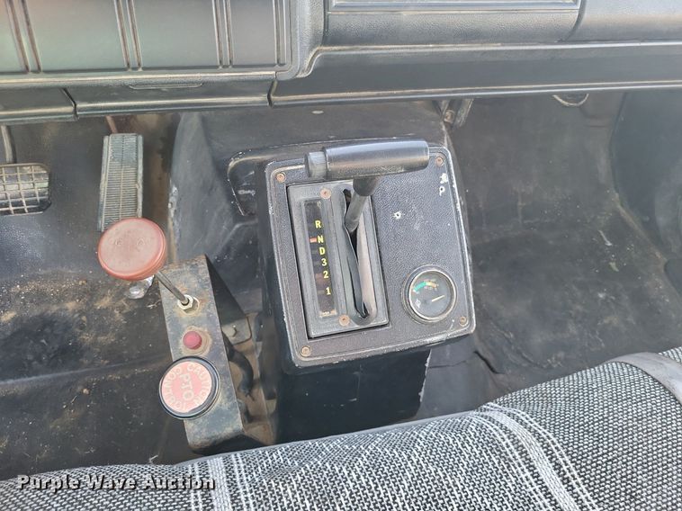 image for item MI9792 1990 Chevrolet Kodiak  dump flatbed truck