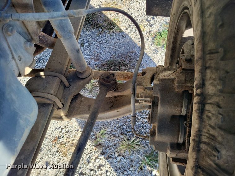 image for item MI9792 1990 Chevrolet Kodiak  dump flatbed truck