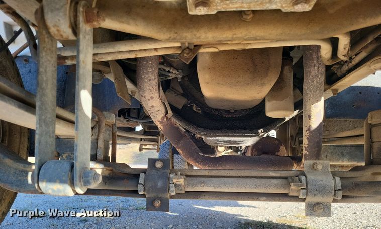 image for item MI9792 1990 Chevrolet Kodiak  dump flatbed truck