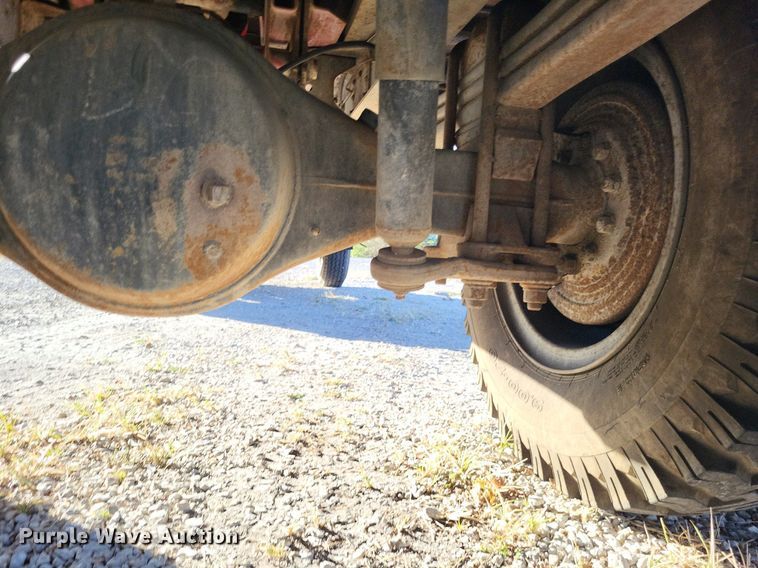 image for item MI9792 1990 Chevrolet Kodiak  dump flatbed truck