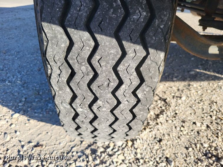 image for item MI9792 1990 Chevrolet Kodiak  dump flatbed truck