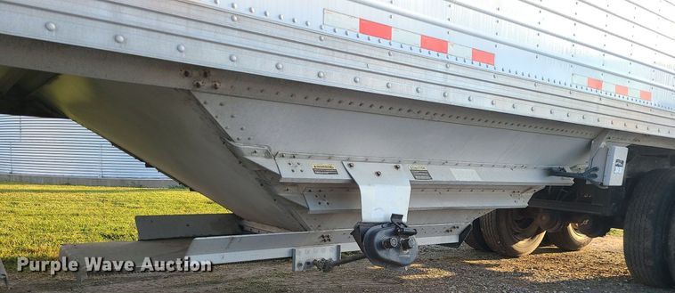 image for item MJ9330 1998 Timpte  grain trailer