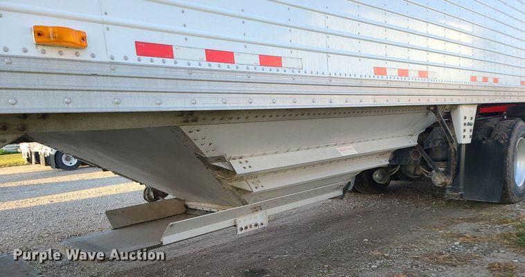 image for item MJ9330 1998 Timpte  grain trailer