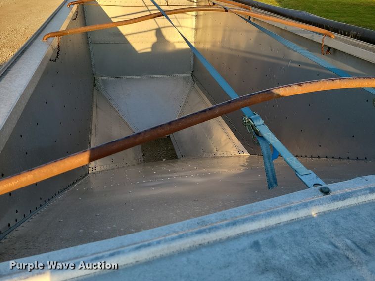 image for item MJ9330 1998 Timpte  grain trailer