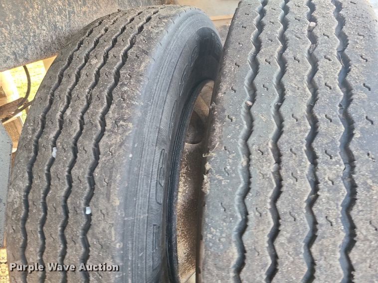 image for item MJ9330 1998 Timpte  grain trailer