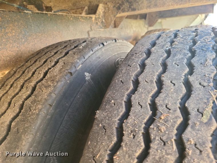 image for item MJ9330 1998 Timpte  grain trailer