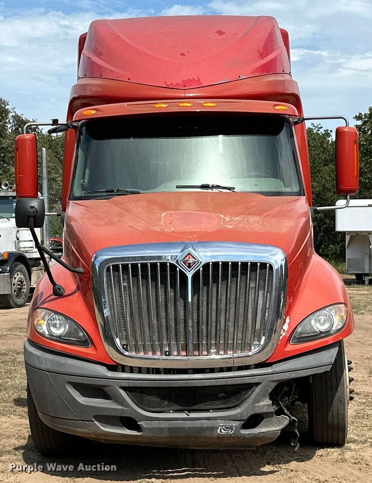 image for item ML9106 2013 International ProStar  semi truck