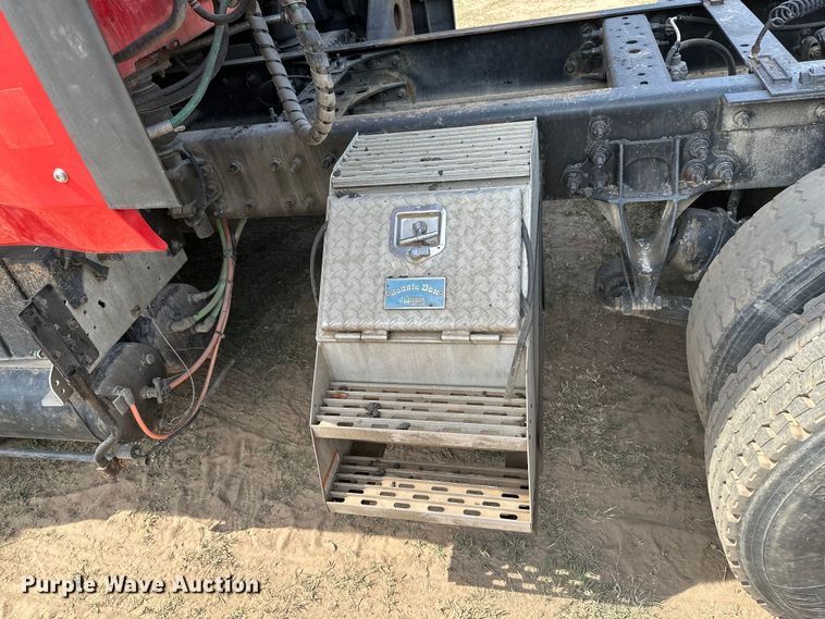 image for item ML9106 2013 International ProStar  semi truck