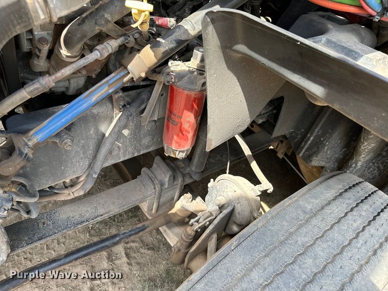 image for item ML9106 2013 International ProStar  semi truck