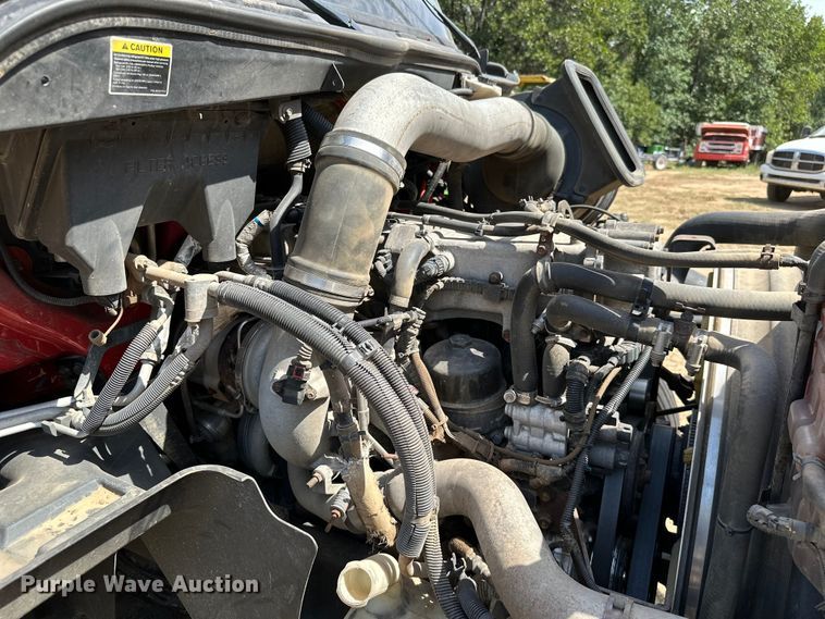 image for item ML9106 2013 International ProStar  semi truck