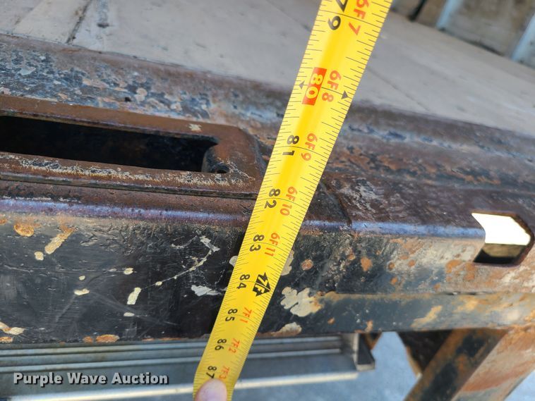 image for item MO9885 1998 Mitsubishi Fuso FE  box truck