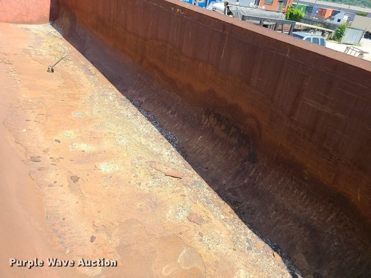 image for item MO9903 2012 MAC  end dump trailer