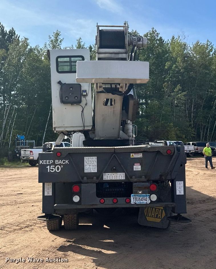 image for item MQ9442 2005 Sterling  crane truck