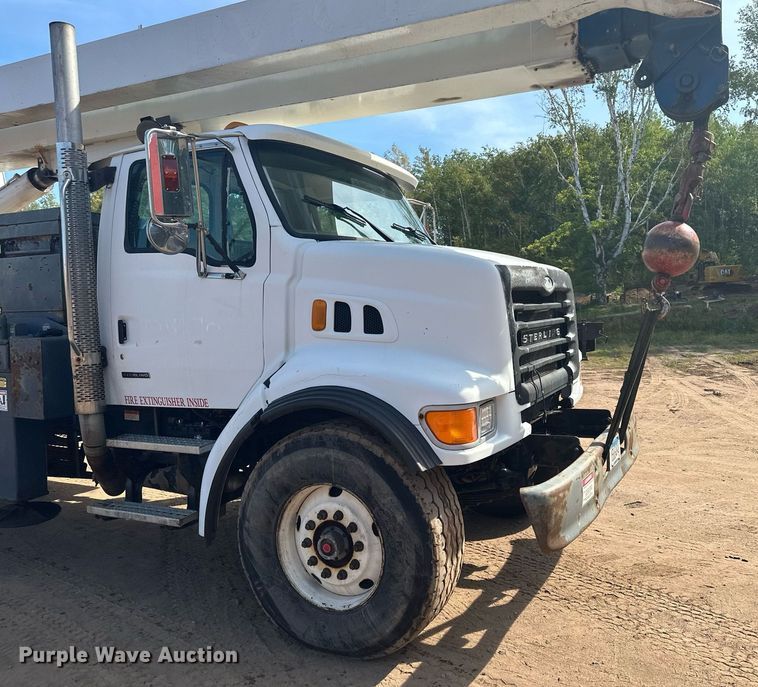 image for item MQ9442 2005 Sterling  crane truck