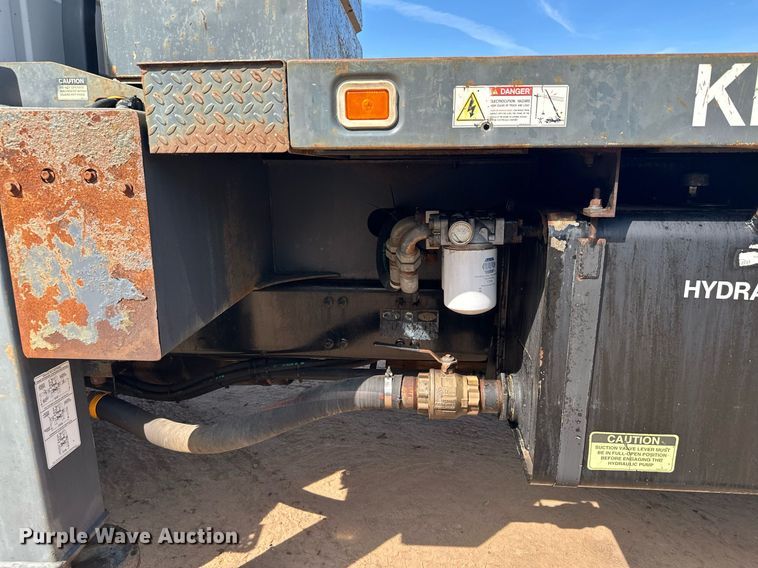 image for item MQ9442 2005 Sterling  crane truck