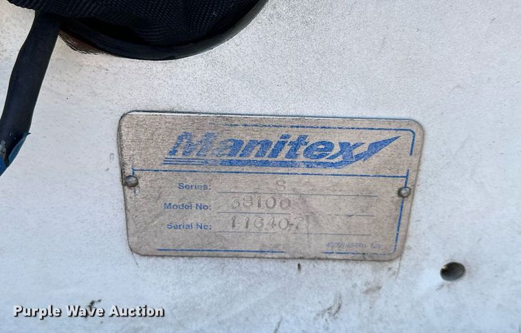 image for item MQ9442 2005 Sterling  crane truck