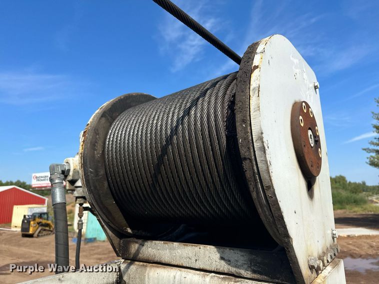 image for item MQ9442 2005 Sterling  crane truck