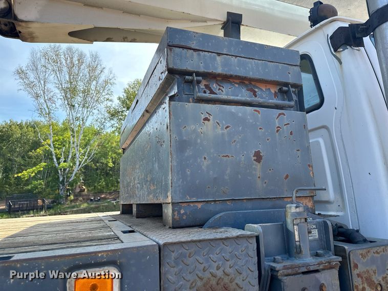 image for item MQ9442 2005 Sterling  crane truck