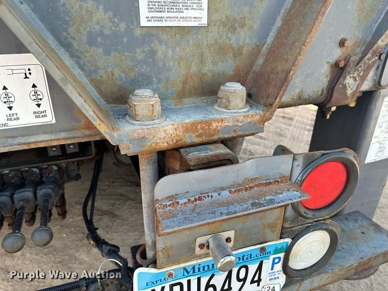 image for item MQ9442 2005 Sterling  crane truck