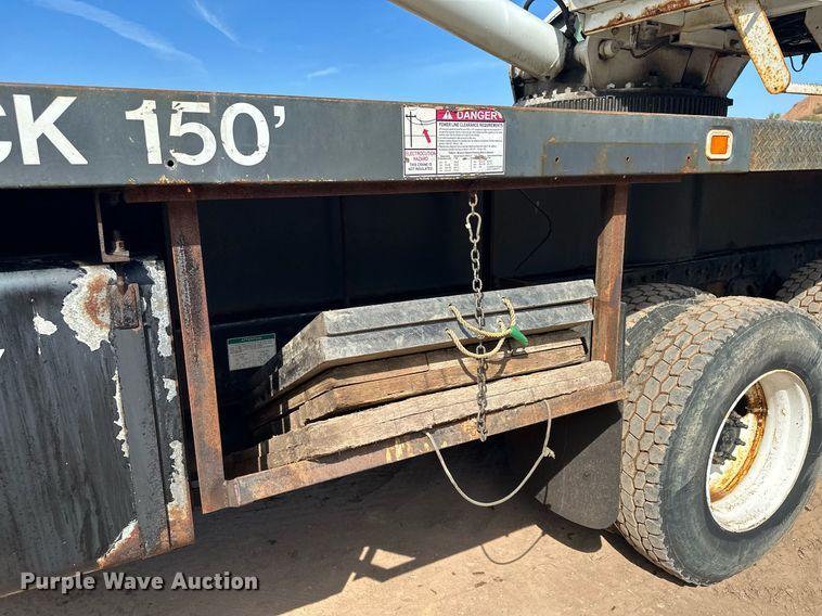 image for item MQ9442 2005 Sterling  crane truck