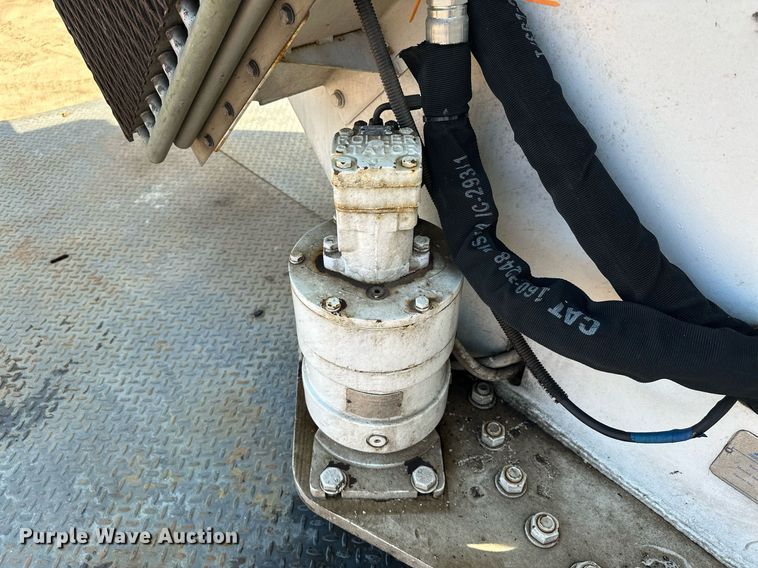 image for item MQ9442 2005 Sterling  crane truck