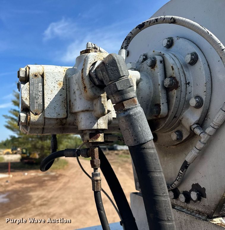 image for item MQ9442 2005 Sterling  crane truck