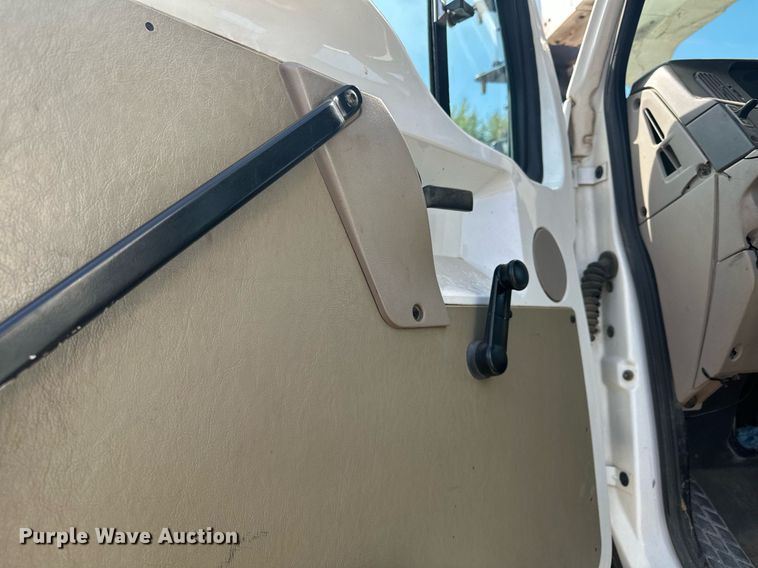 image for item MQ9442 2005 Sterling  crane truck