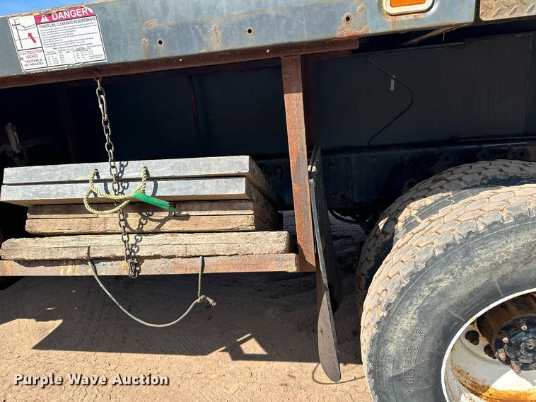 image for item MQ9442 2005 Sterling  crane truck