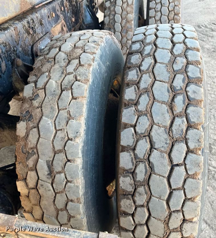 image for item MQ9442 2005 Sterling  crane truck