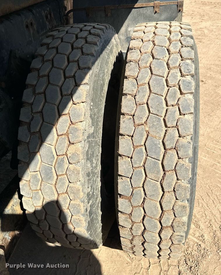 image for item MQ9442 2005 Sterling  crane truck