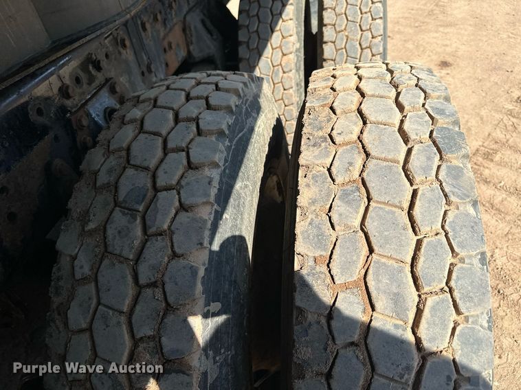 image for item MQ9442 2005 Sterling  crane truck