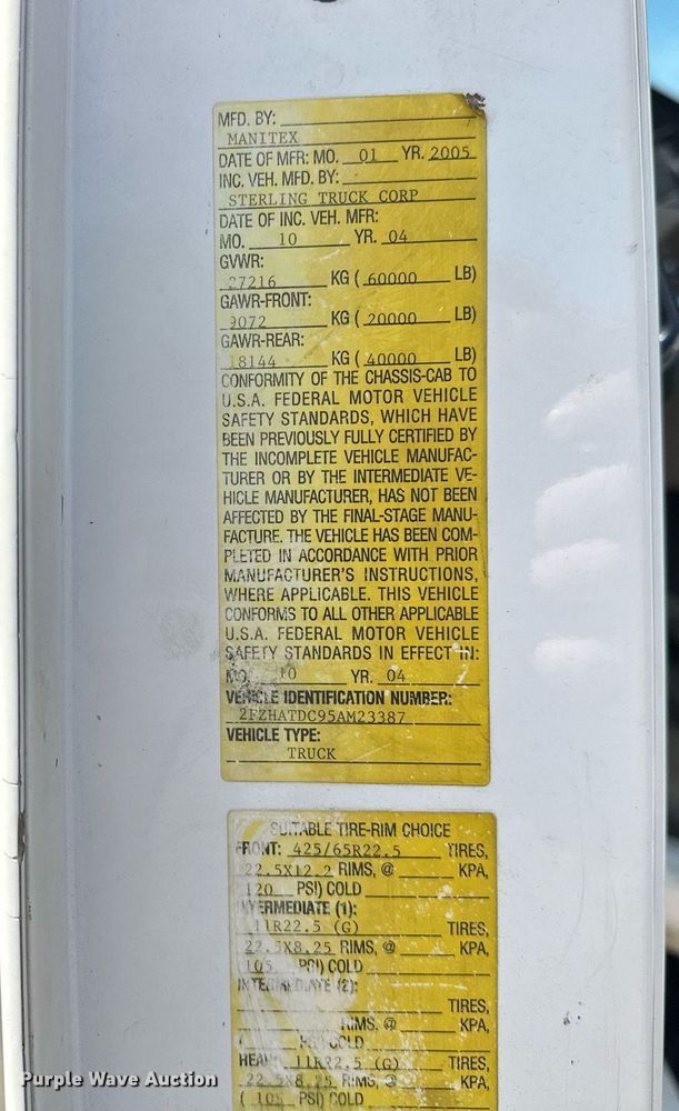 image for item MQ9442 2005 Sterling  crane truck