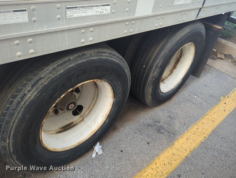 image for item MX9429 2014 Stoughton AVW-535T-S-C-AR  dry van trailer