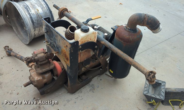 image for item MX9446 Challenger 607  vacuum pump