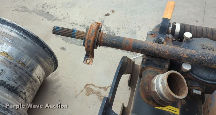 image for item MX9446 Challenger 607  vacuum pump