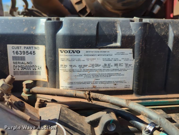 image for item MX9456 2007 Volvo VNM  semi truck