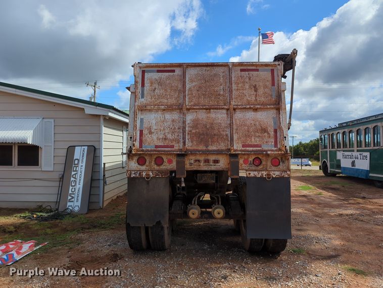 image for item MX9457 1978 Cherokee  end dump trailer