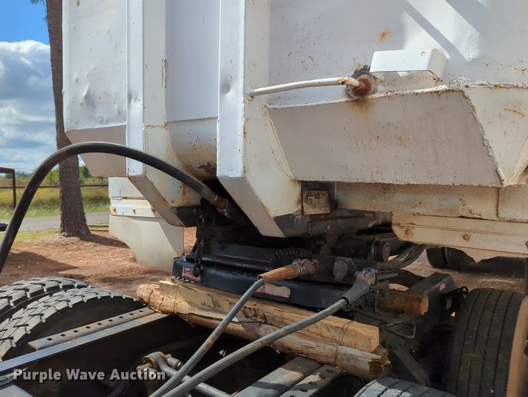 image for item MX9457 1978 Cherokee  end dump trailer