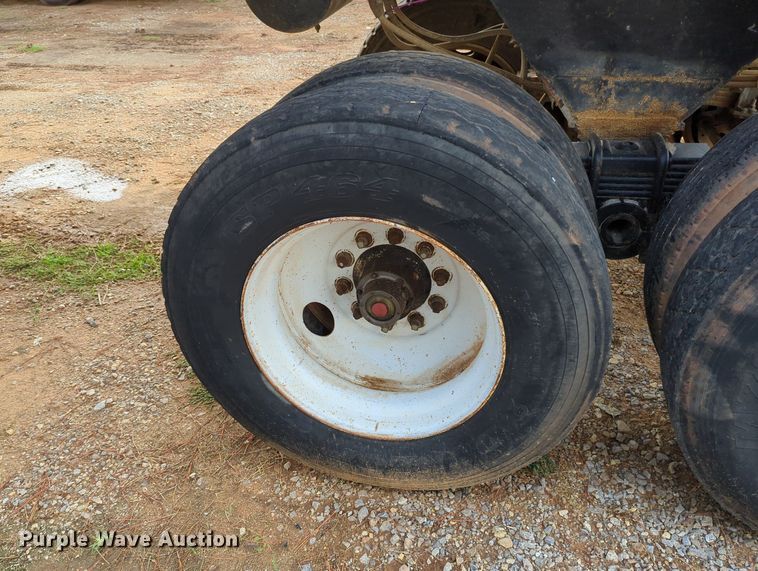 image for item MX9457 1978 Cherokee  end dump trailer